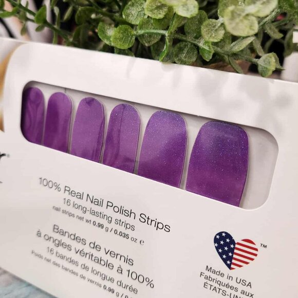 Retired Color Street nail set - Picture 5 of 6